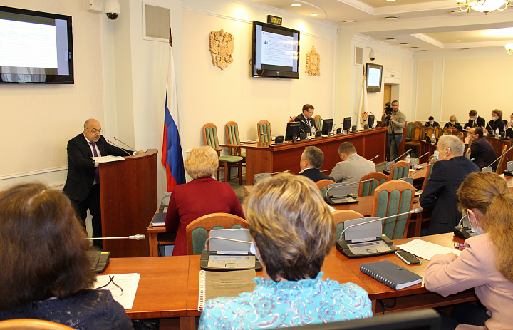 Уполномоченный по защите прав предпринимателей представил в Законодательном собрании Нижегородской области отчет по итогам деятельности в 2021 году